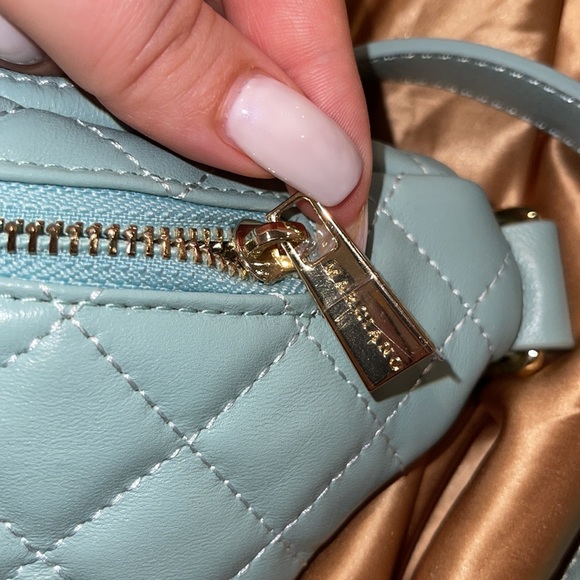 Marciano fanny bag - Picture 3 of 7